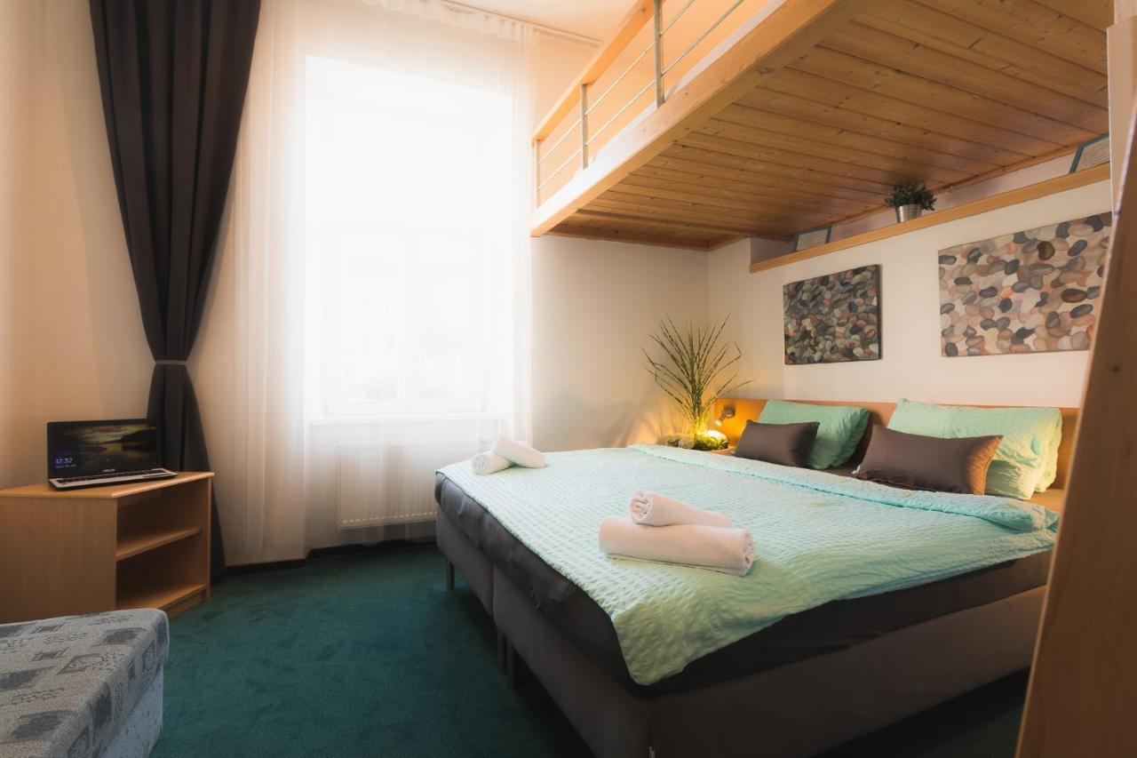 Penzion U Vlka Ceske Budejovice Kültér fotó